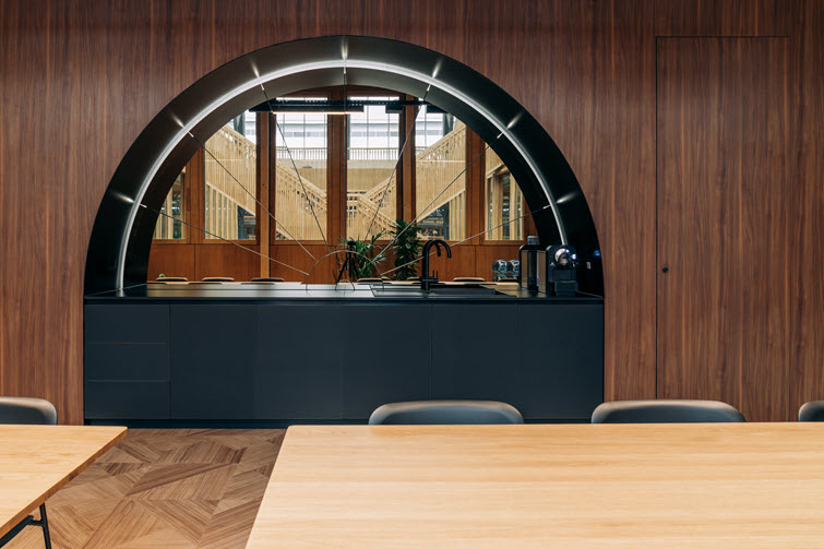 Unilin Panels  stratifié HPL portes en noyer design Lorenzo walnut